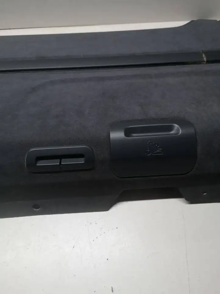 BMW 7 G11 G12 (2015 - 2022)  7421520 Задний подоконник