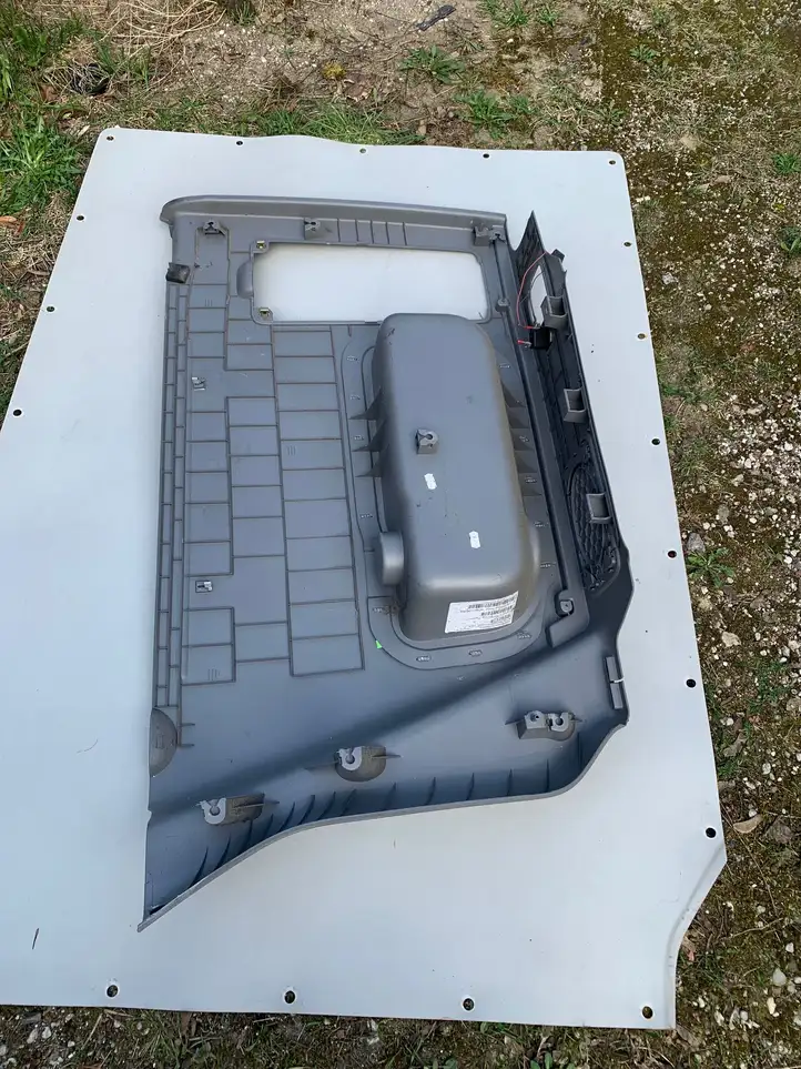 Volkswagen Caddy (2004 - 2010) 2K08672036E Внутренняя отделка заднего порога — фото 2