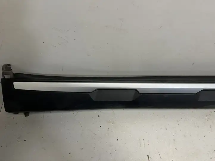 BMW X5 G05 (2018 - ) 8498999 Внутренняя обшивка порога (комплект) — фото 9