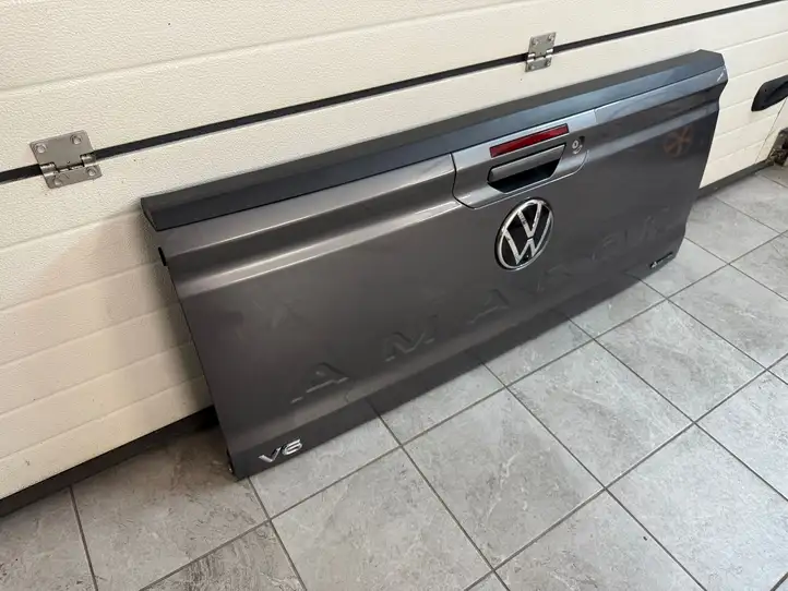 Volkswagen Amarok (2016 - 2023) Задний борт кузова — фото 3