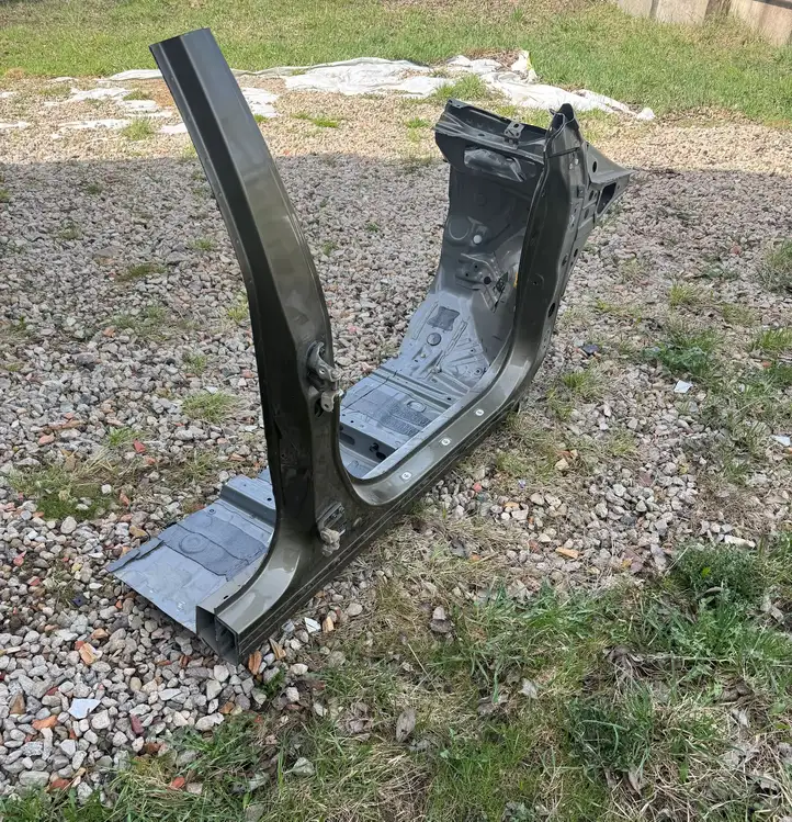 Subaru Outback (BT) (2019 - ) Боковина кузова — фото 5