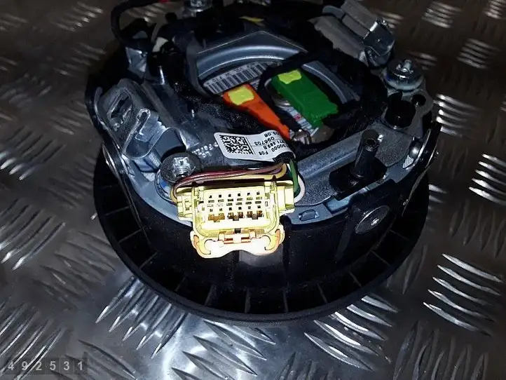 Audi TT TTS Mk2 (2006 - 2010) 8J0880201J Подушка безопасности руля — фото 3