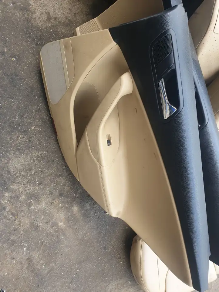 Volkswagen PASSAT B6 (2005 - 2010) Комплект салона — фото 14