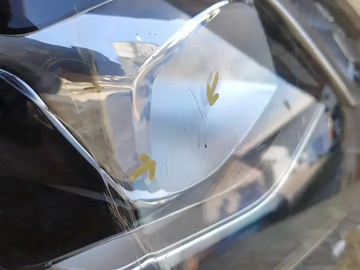 Toyota Yaris (2014 - 2019) Передняя фара — фото 6
