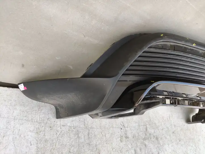 Porsche Taycan 9J1 (2019 - ) 9J1807521 Нижняя часть переднего бампера — фото 3