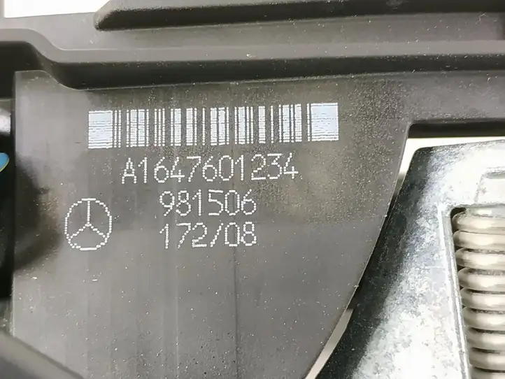 Mercedes-Benz ML W164 (2005 - 2011) Наружная ручка задней двери — фото 8