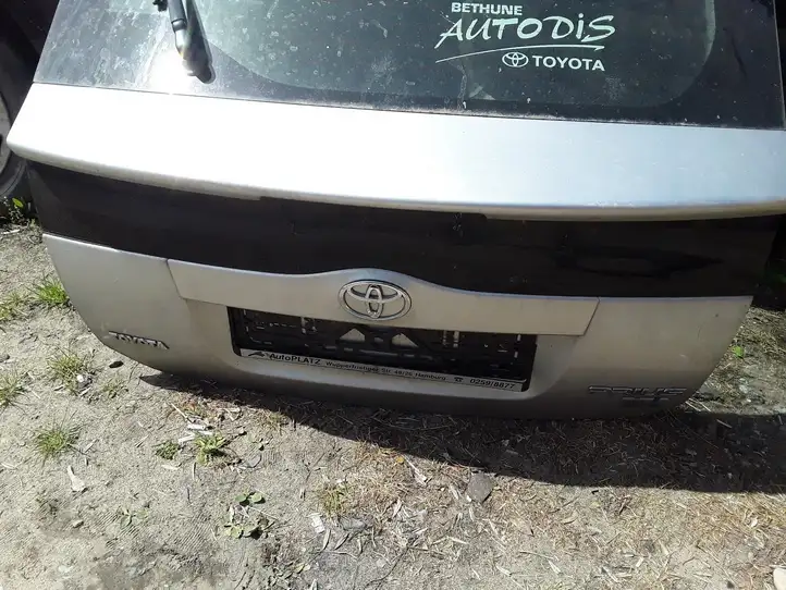 Toyota Prius (XW20) (2003 - 2009) Крышка багажника — фото 5