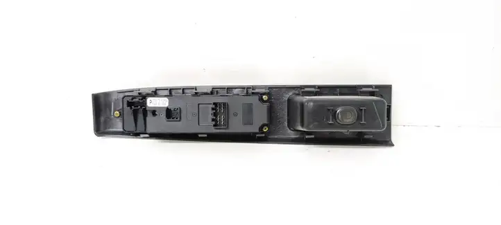 Mazda 5 (2005 - 2010) CC65684L6C Кнопка стеклоподъемников — фото 2