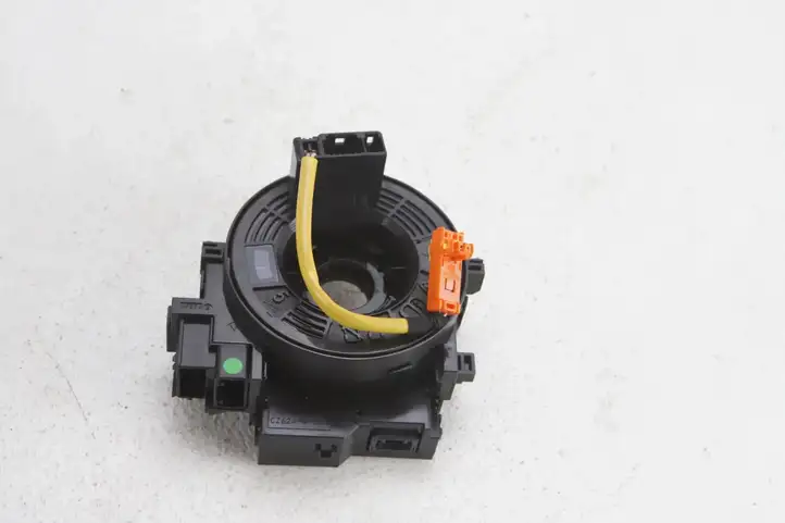 Toyota Auris E180 (2012 - 2018) 89245-02060 Контактное кольцо SRS — фото 1