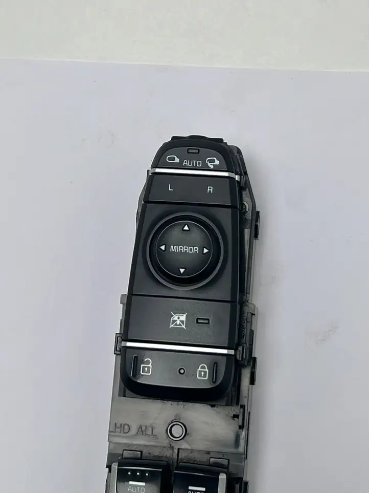 Kia Optima (2015 - 2018) 299158167 Кнопка стеклоподъемников — фото 5