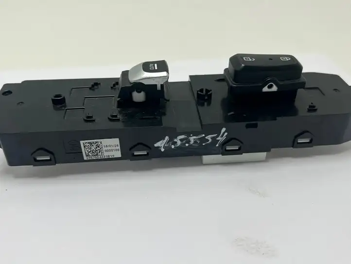 Kia Optima (2015 - 2018) 93575D4AE0BYF Кнопка стеклоподъемников — фото 5