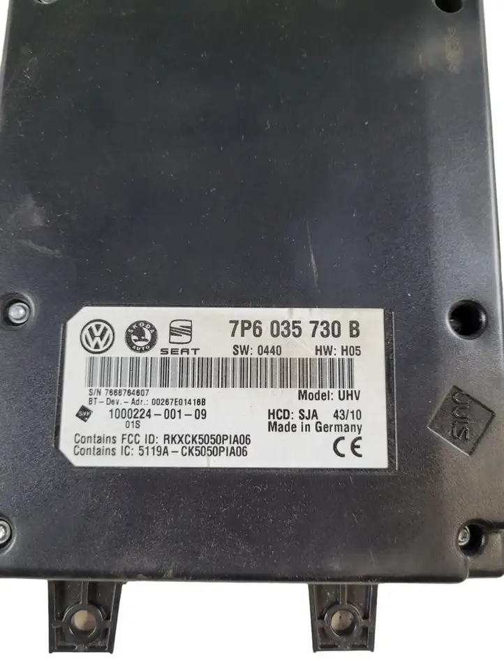 Volkswagen Touran II (2010 - 2016) 7P6035730B Bluetooth модуль — фото 3
