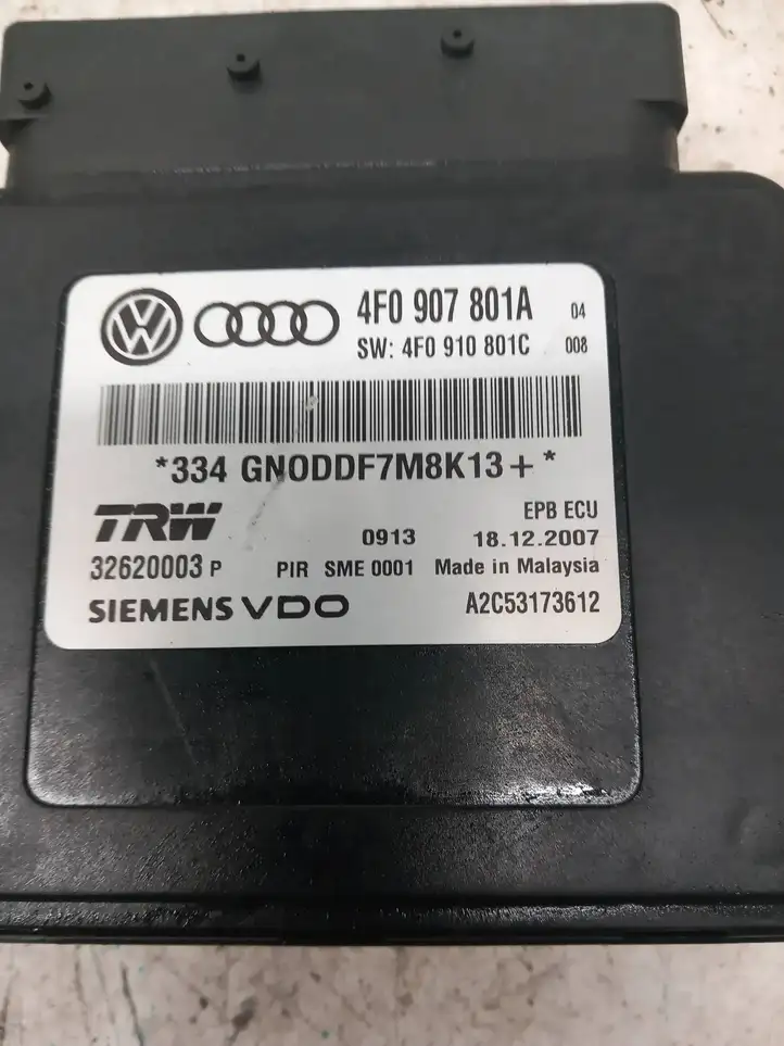 Audi A6 S6 C6 4F (2008 - 2011) 4F0907801A Блок управления тормозной системой — фото 2