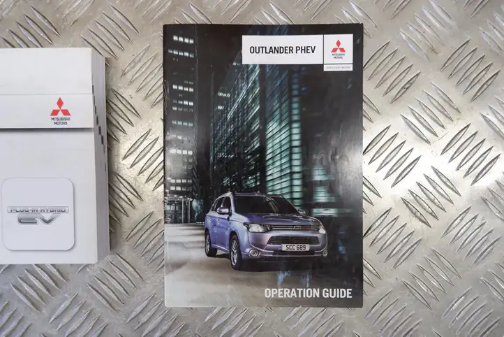Mitsubishi Outlander (2012 - 2014) Сервисная книжка — фото 5