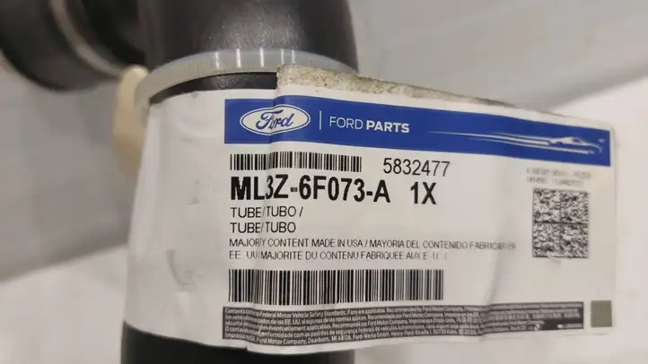 Ford F150 (2020 - ) ML3Z6F073A Шланги системы охлаждения — фото 3