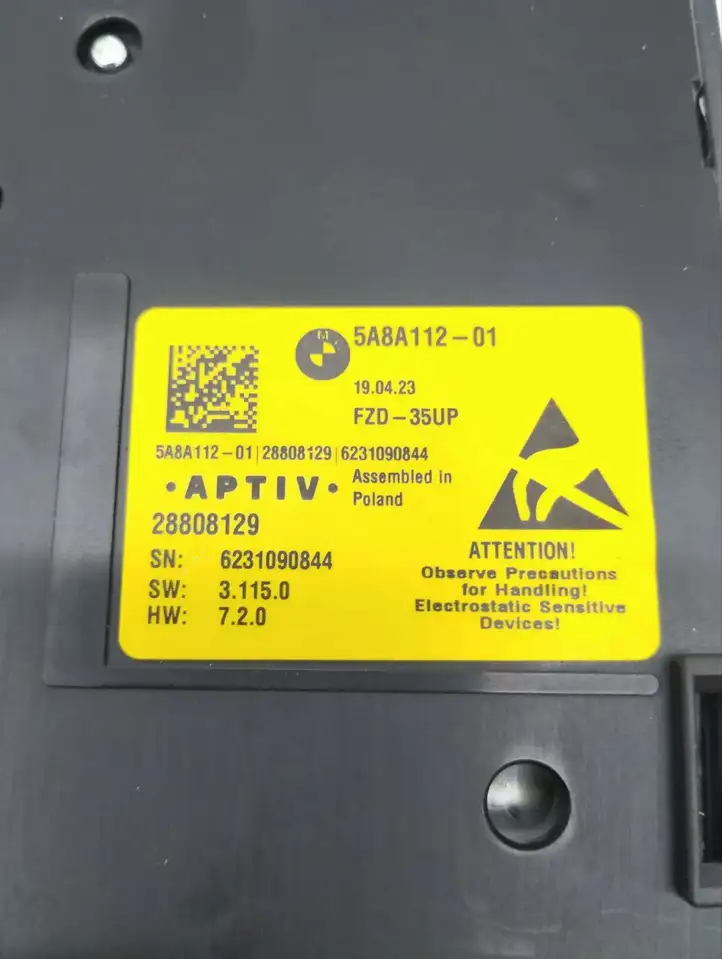 BMW i4 (2021 - ) 5A8A11201 Передняя подсветка — фото 6