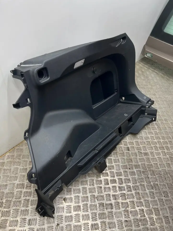 Toyota RAV 4 (XA50) (2018 - ) 6473042221 Боковая обшивка багажника — фото 2
