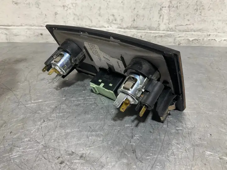 BMW 5 E60 E61 (2004 - 2010) 6951150 Накладка заднего прикуривателя — фото 4
