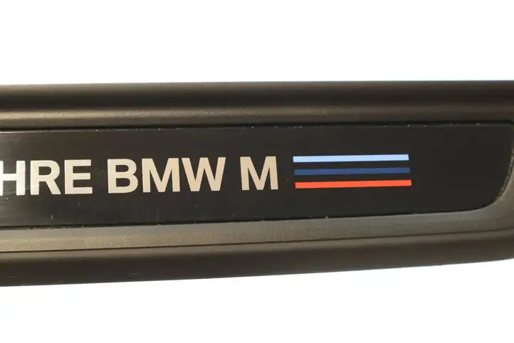 BMW M3 G80 (2020 - ) 7858095 Внутренняя отделка переднего порога — фото 8