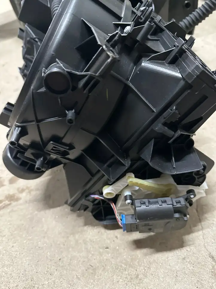 Skoda Kodiaq (2017 - ) 5QB816005F Комплект системы вентиляции салона — фото 5