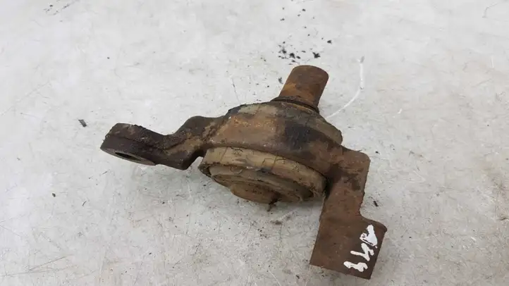 Toyota Land Cruiser (J120) (2002 - 2009) Кронштейн двигателя — фото 3