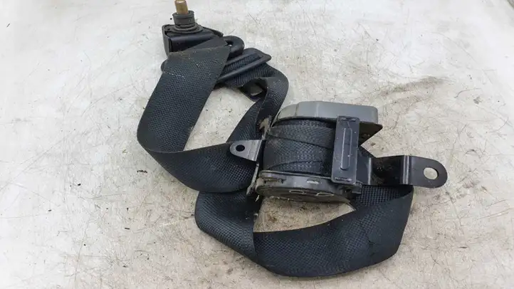 Toyota Corolla Verso E121 (2001 - 2004) CG18X02 Задний ремень безопасности — фото 1