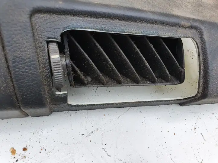 BMW 7 E65 E66 (2001 - 2008) Нижняя обшивка стойки B — фото 2