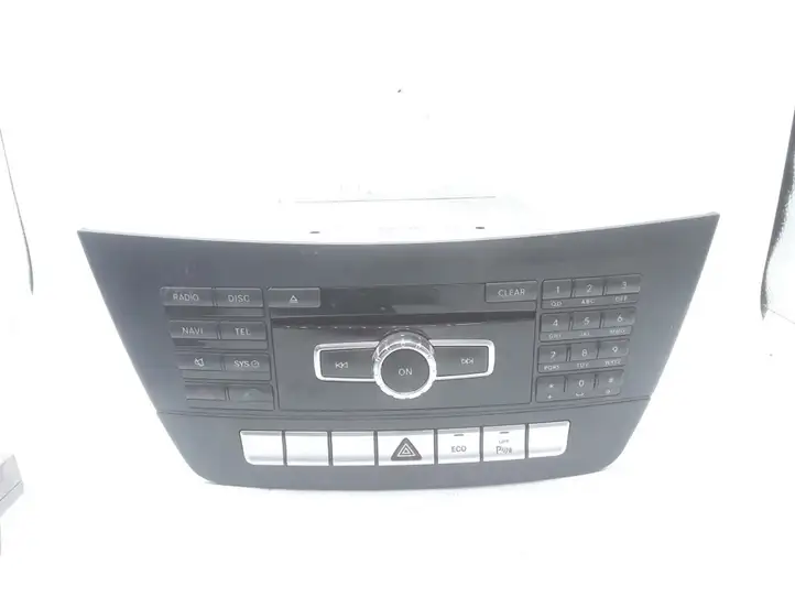 Mercedes-Benz C W204 (2007 - 2014) A2049004306 Магнитола / мультимедийная система — фото 1