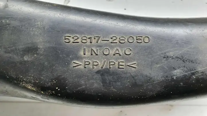 Toyota Previa (XR30, XR40) II (2000 - 2006) 5281728050 Детали воздухозаборника — фото 3