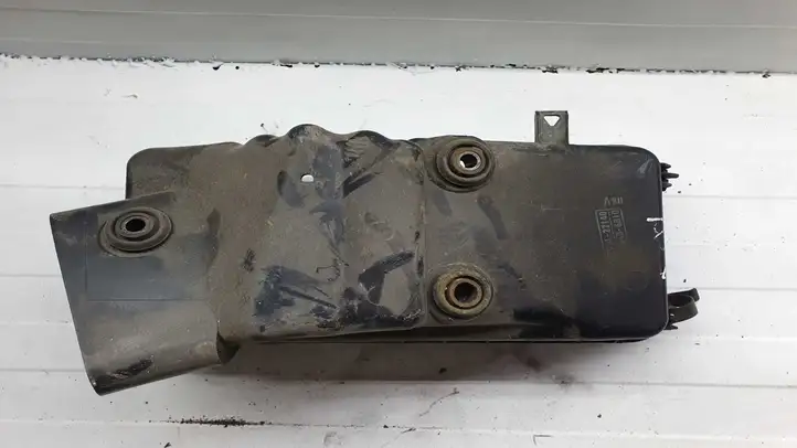 Toyota Avensis T220 (2000 - 2003) 1770127140 Прочие детали кондиционера — фото 1