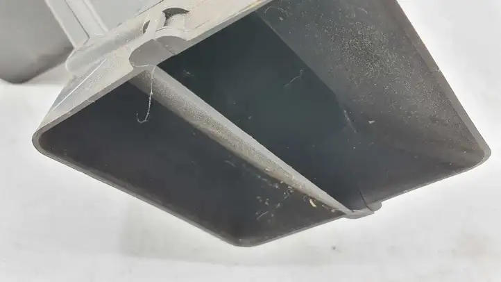 Toyota Corolla Verso E121 (2001 - 2004) Трубка подачи воздуха — фото 3