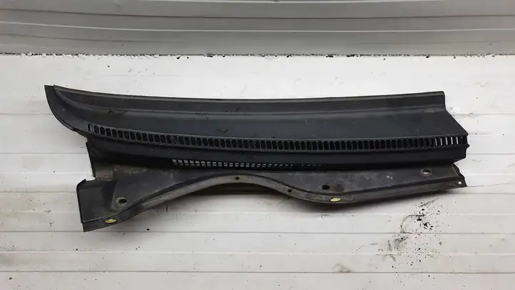 Toyota Corolla Verso E121 (2001 - 2004) 557810F010 Жабо стеклоочистителей — фото 1