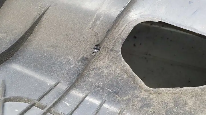 Toyota Corolla Verso E121 (2001 - 2004) 056885 Прочая отделка багажника — фото 3