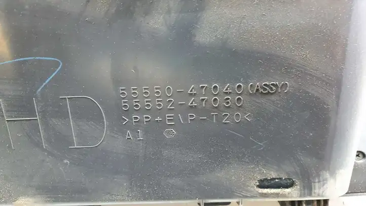 Toyota Prius (XW20) (2003 - 2009) 5555047040 Рамка бардачка — фото 3