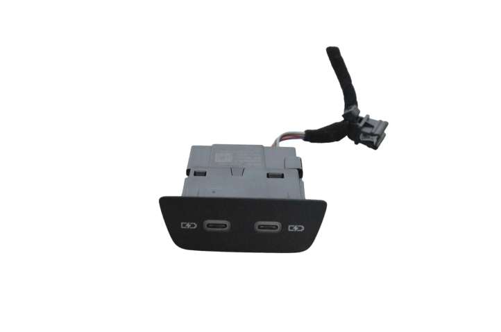 2G6035954 Volkswagen ID.3 USB jungtis