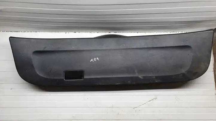 Toyota Prius (XW20) (2003 - 2009) 6775047010 Прочая отделка багажника — фото 1