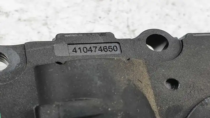 Mercedes-Benz ML W164 (2005 - 2011) 410474640 Двигатель задвижки потока воздуха — фото 2