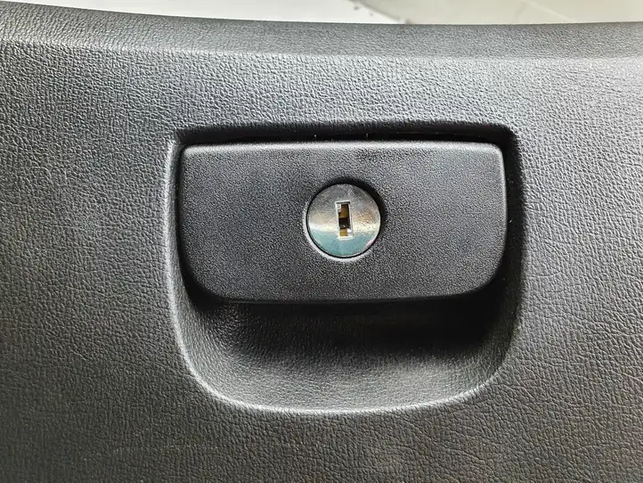 Hyundai Sonata (2007 - 2010) NOCODE Рамка бардачка — фото 3