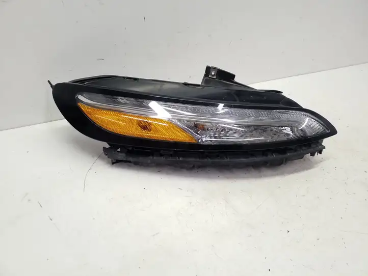 Jeep Cherokee (2013 - 2017) 68157102AQ Передняя фара — фото 7