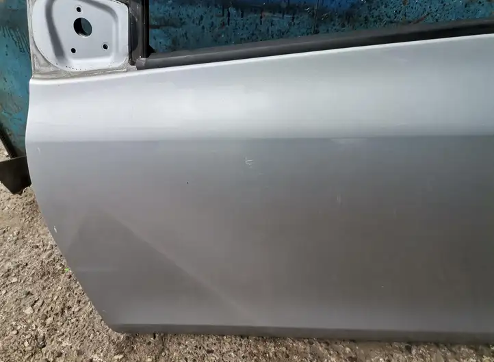 Toyota Yaris (2005 - 2009) Дверь — фото 2