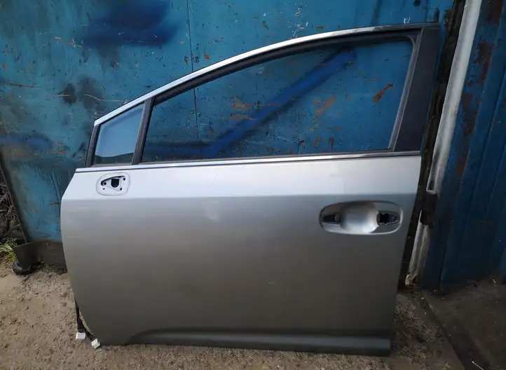 Toyota Avensis T270 (2009 - 2012) Дверь — фото 4