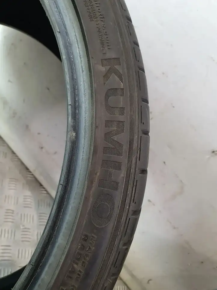 Mercedes-Benz GLS X166 (2015 - 2019) KUMHO Летняя шина R20 — фото 3
