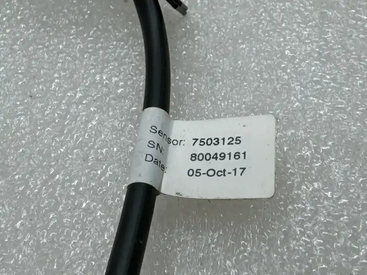Tesla Model X (2015 - 2021) 103756000E Датчик открытия задней двери — фото 10