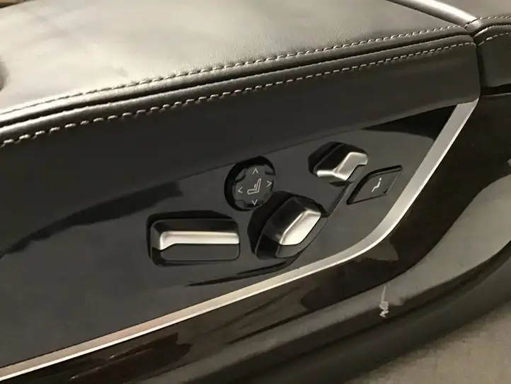 BMW 7 G11 G12 (2015 - 2022) Комплект салона — фото 4