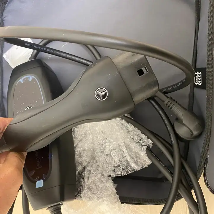 Mercedes-Benz EQS V297 (2021 - ) A0005833405 Кабель для зарядки электромобилей — фото 4