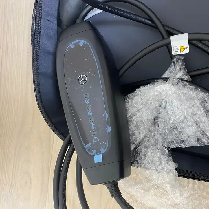 Mercedes-Benz EQS V297 (2021 - ) A0005833405 Кабель для зарядки электромобилей — фото 5