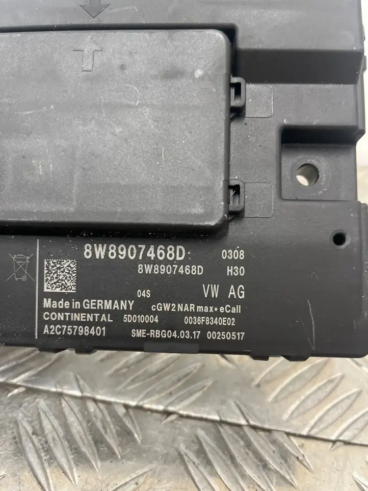 Audi A4 S4 B9 (2015 - 2019) 8W8907468D Модуль Gateway — фото 6
