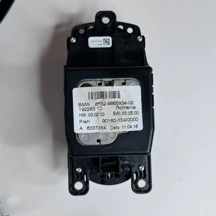 Mini One Cooper F56 F55 (2012 - 2022) 6820386 Магнитола / мультимедийная система — фото 12