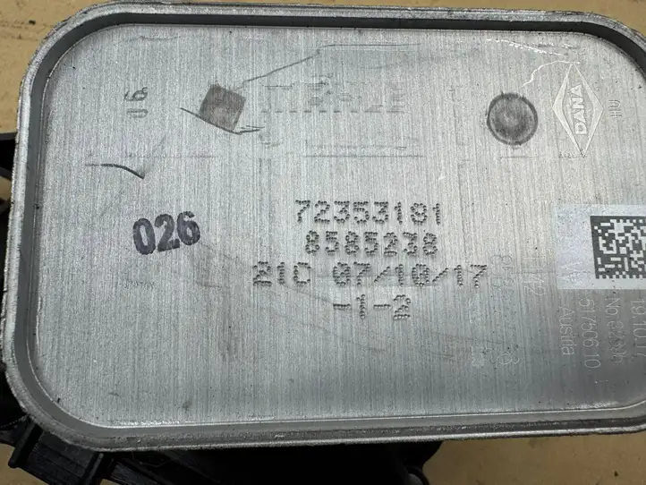 BMW 2 F45 (2014 - 2021) 72353181 Кронштейн масляного фильтра — фото 6