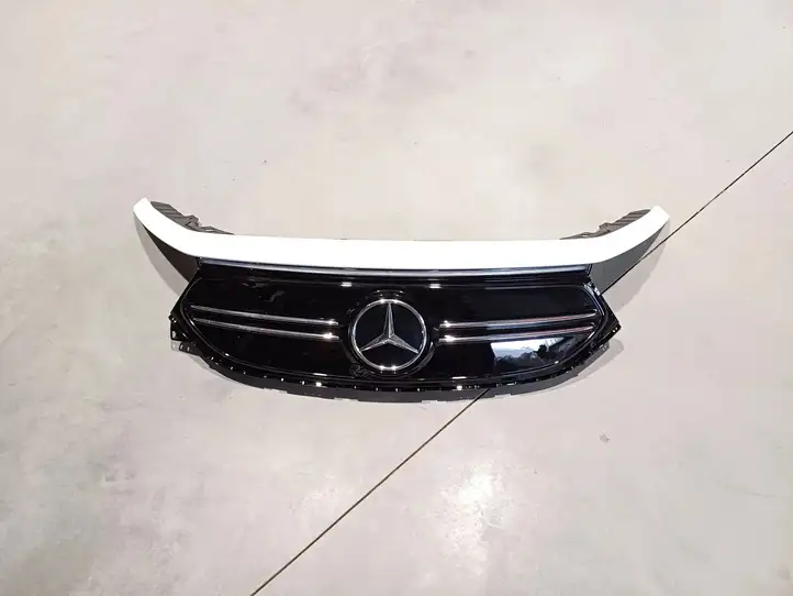 Mercedes-Benz EQA (2021 - ) A2438851401 Молдинг переднего бампера — фото 1